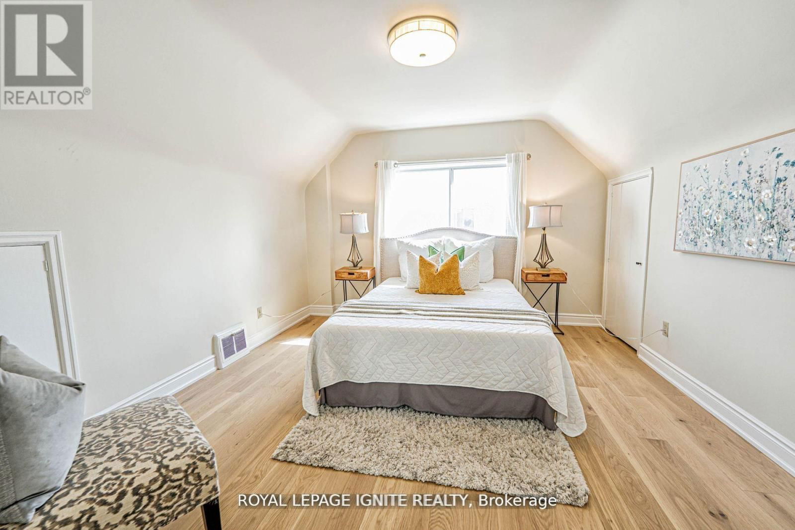 53 RIVERVIEW HEIGHTS Image 19