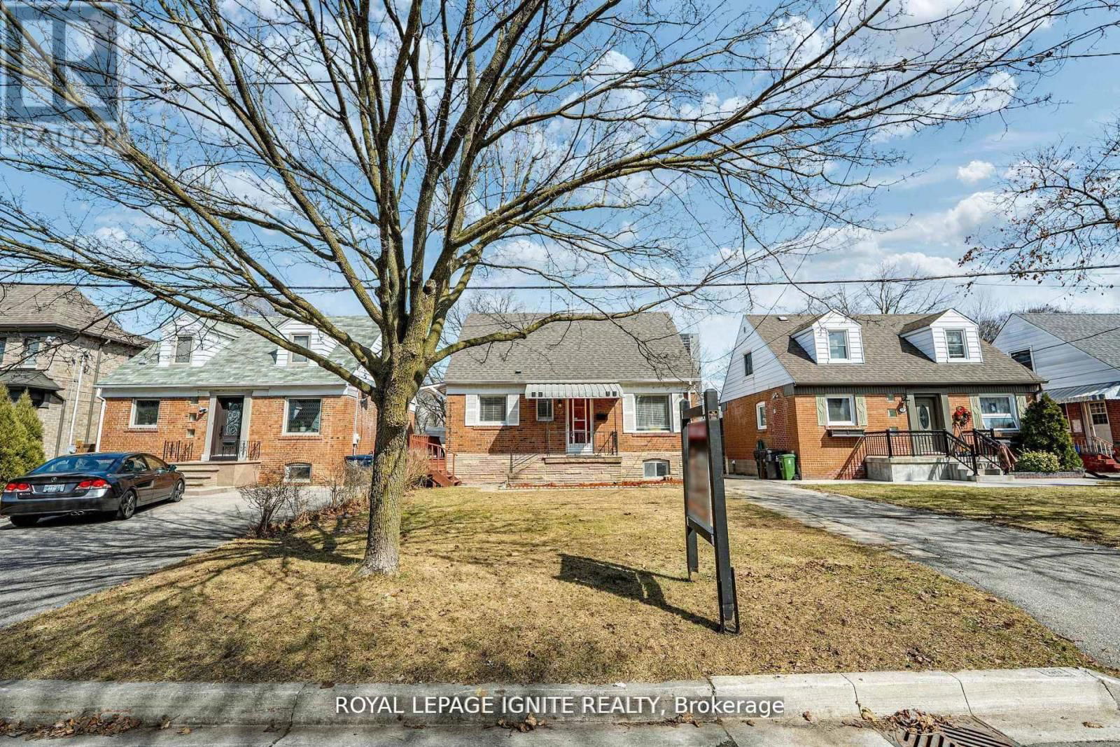 53 RIVERVIEW HEIGHTS Image 3