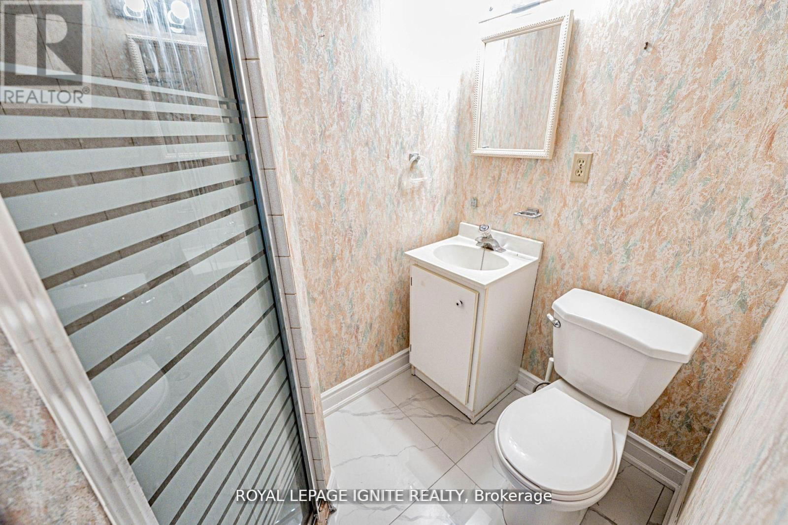 53 RIVERVIEW HEIGHTS Image 30
