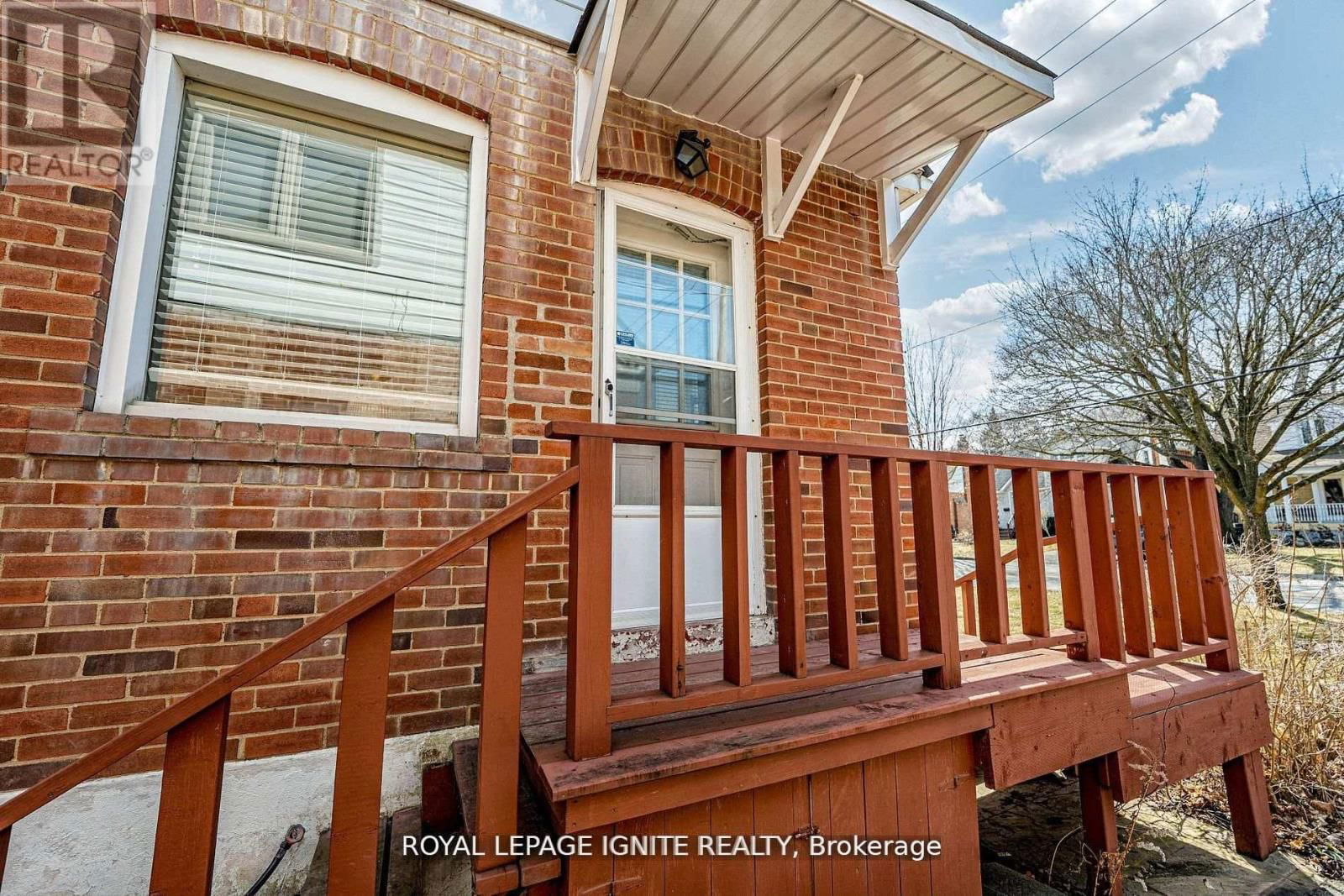 53 RIVERVIEW HEIGHTS Image 34