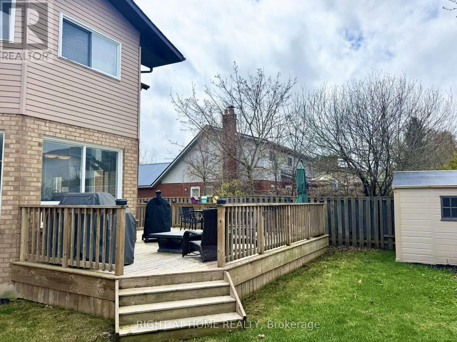 11 PASSMORE AVENUE Image 16