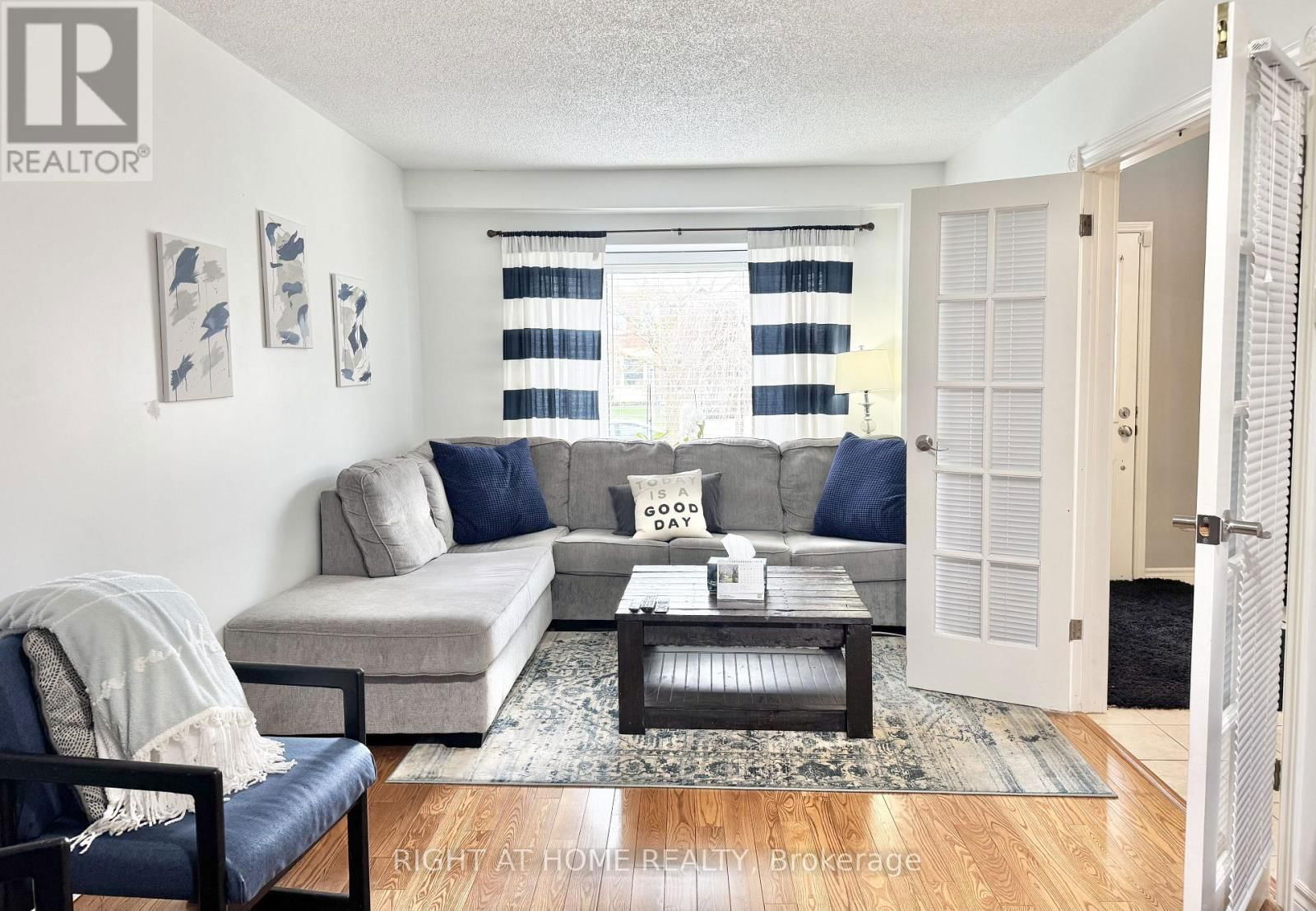 11 PASSMORE AVENUE Image 18