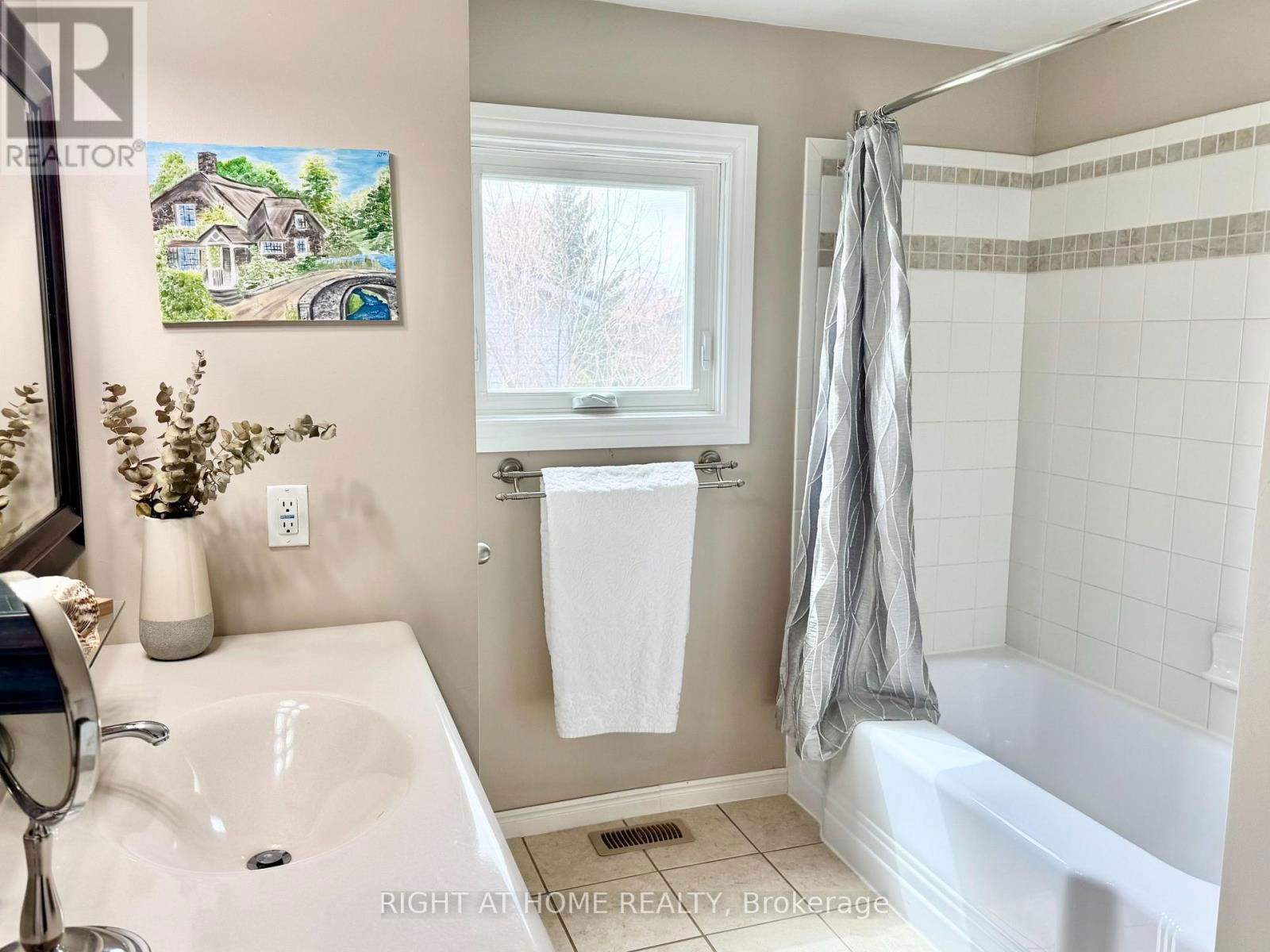 11 PASSMORE AVENUE Image 22