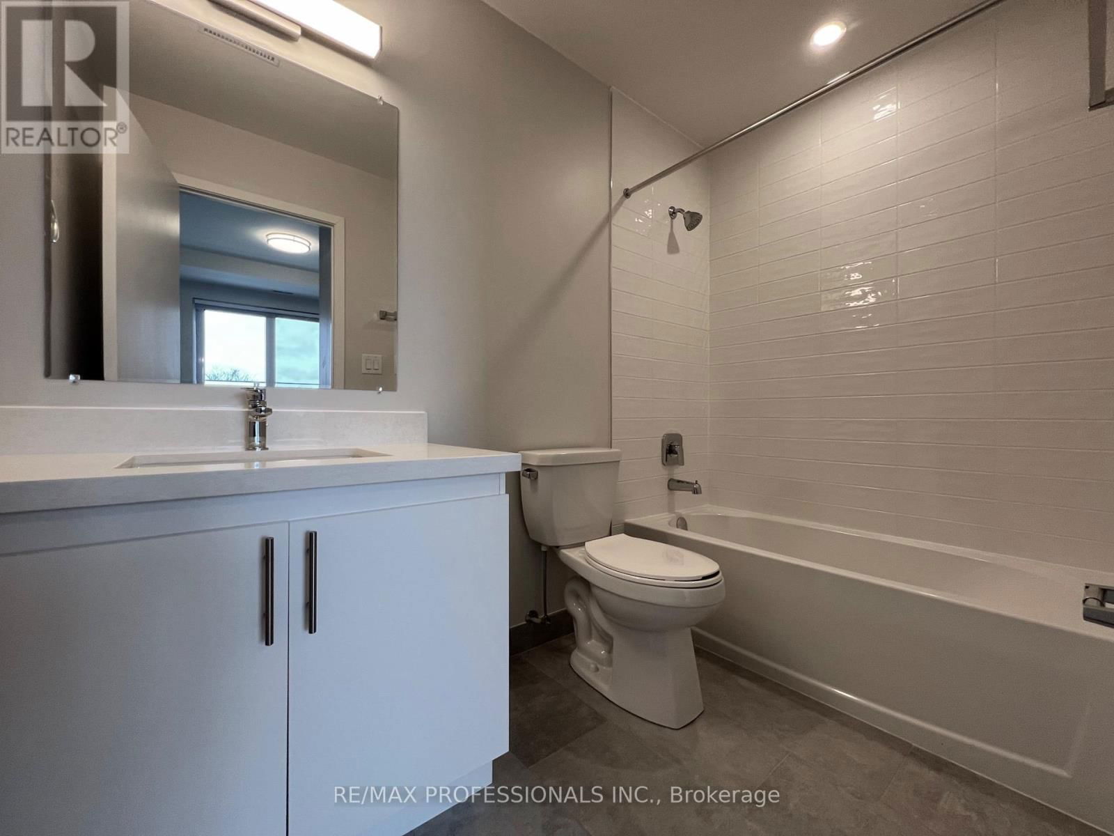 122 - 62 DIXFIELD DRIVE Image 18