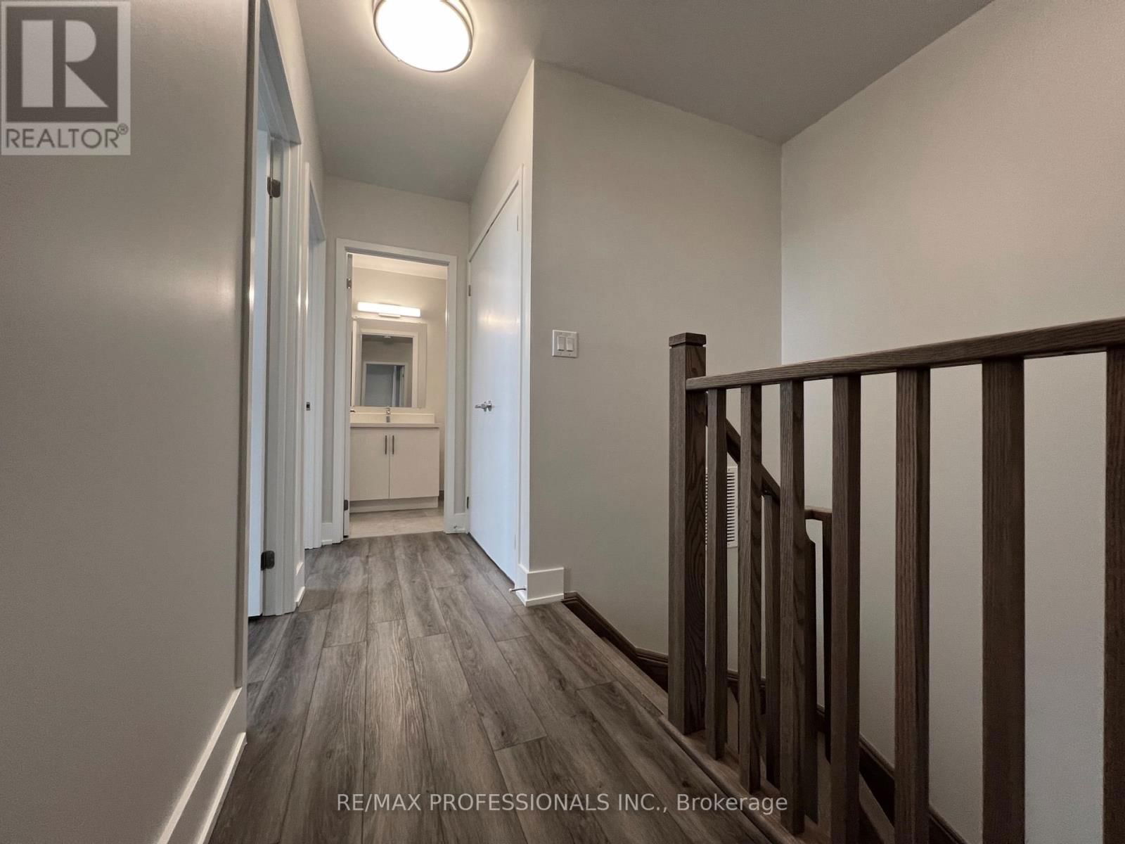 122 - 62 DIXFIELD DRIVE Image 19
