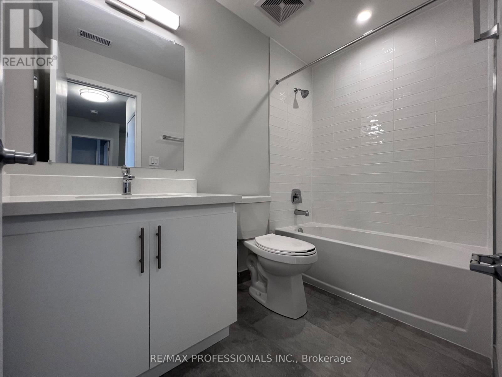 122 - 62 DIXFIELD DRIVE Image 21