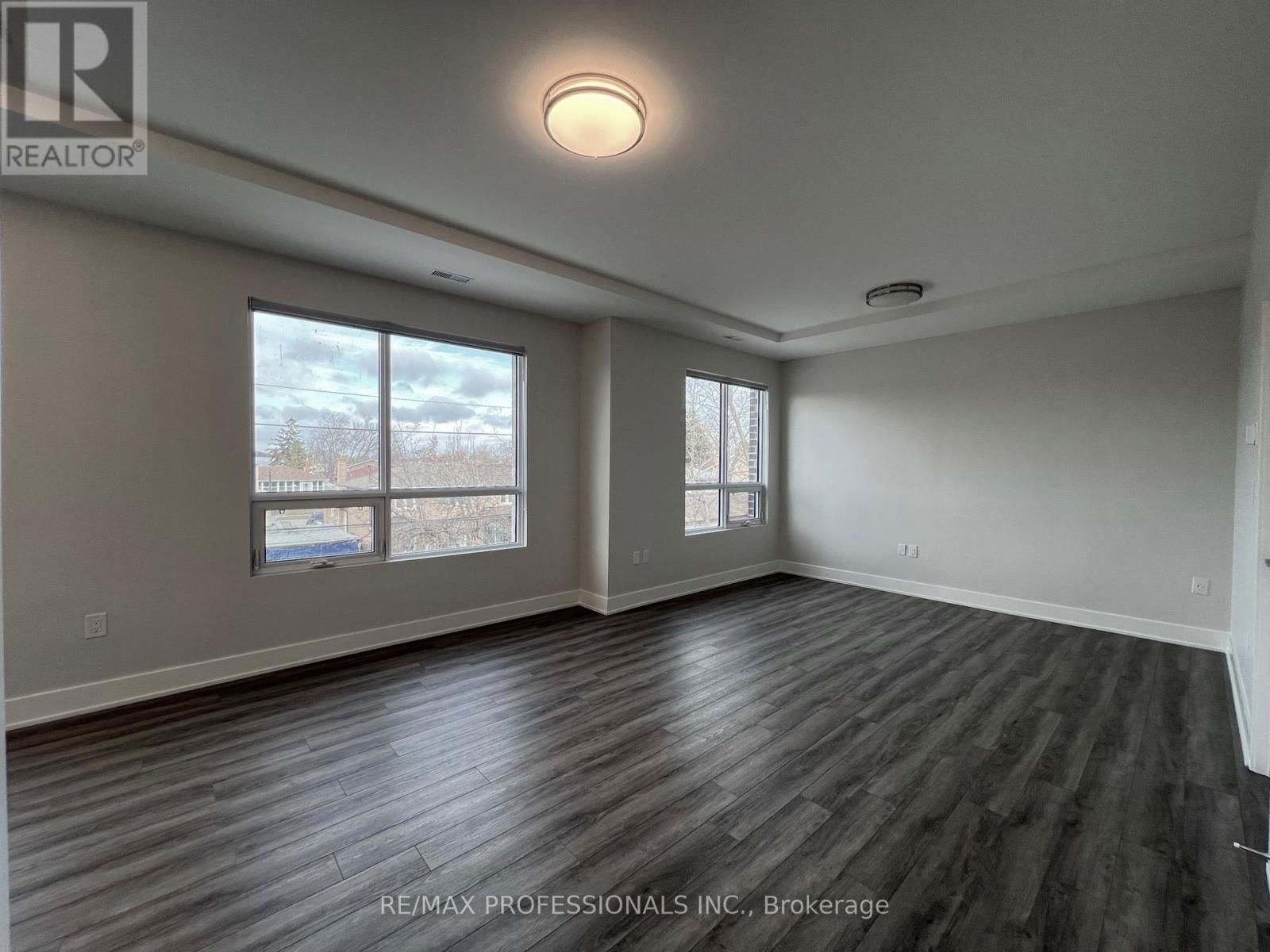 122 - 62 DIXFIELD DRIVE Image 24