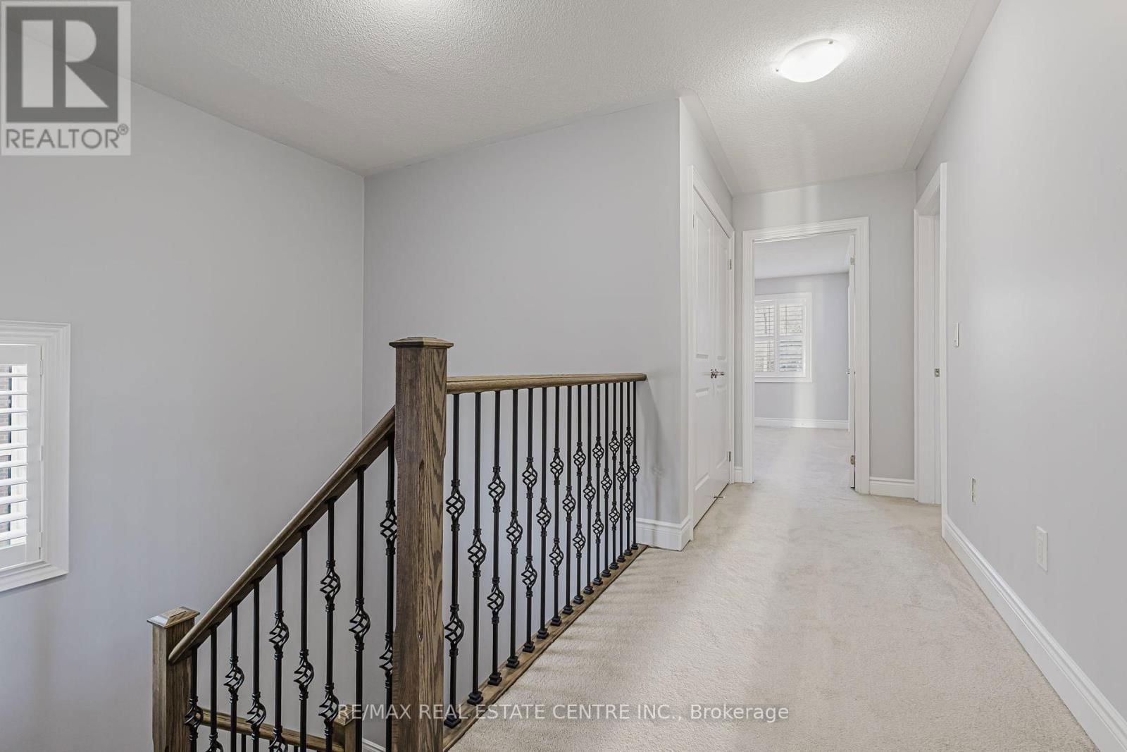 78 HOLLOWGROVE BOULEVARD Image 18