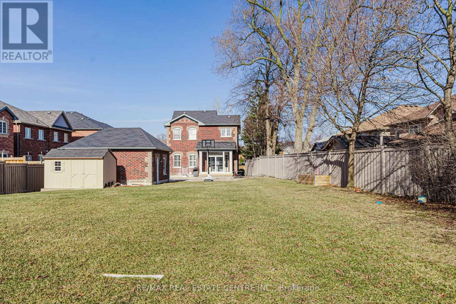 78 HOLLOWGROVE BOULEVARD Image 44
