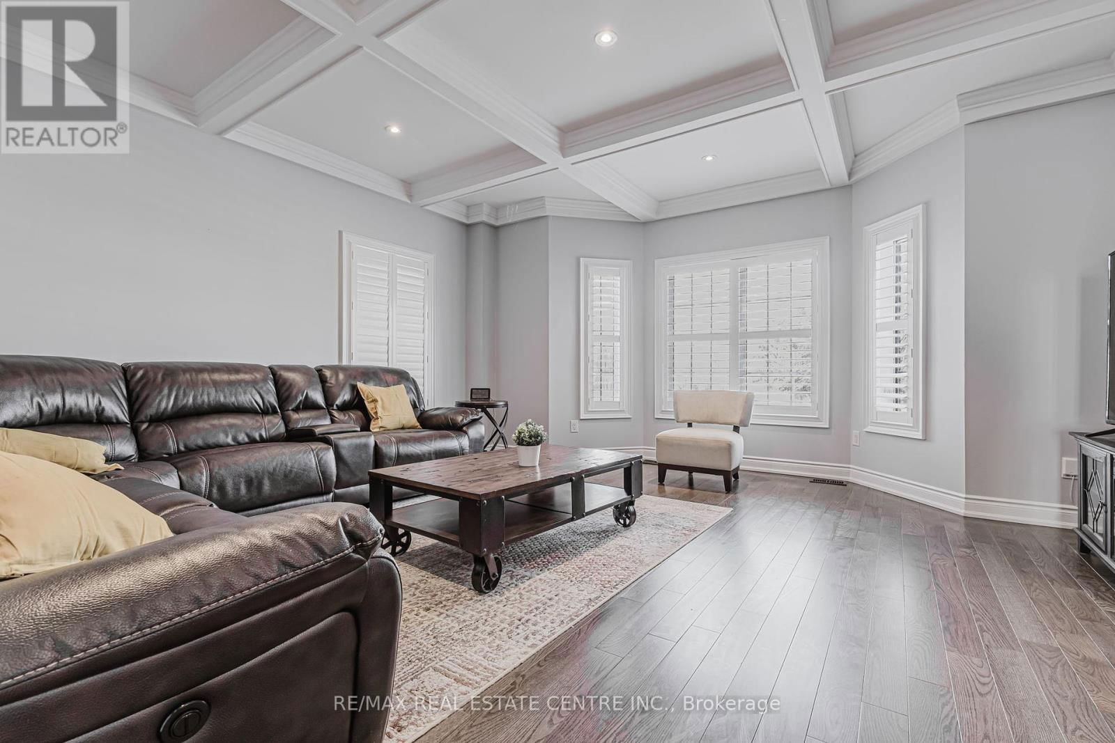 78 HOLLOWGROVE BOULEVARD Image 7