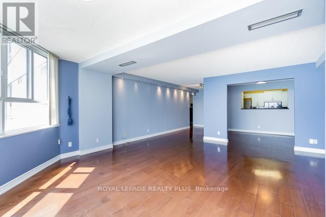 1107 - 5280 LAKESHORE ROAD Image 15