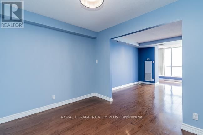 1107 - 5280 LAKESHORE ROAD Image 21