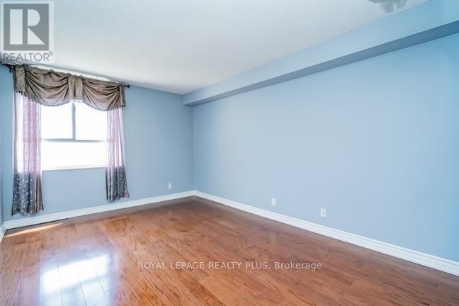 1107 - 5280 LAKESHORE ROAD Image 28