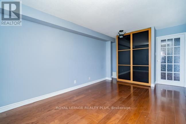 1107 - 5280 LAKESHORE ROAD Image 29