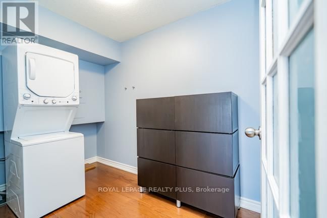 1107 - 5280 LAKESHORE ROAD Image 36