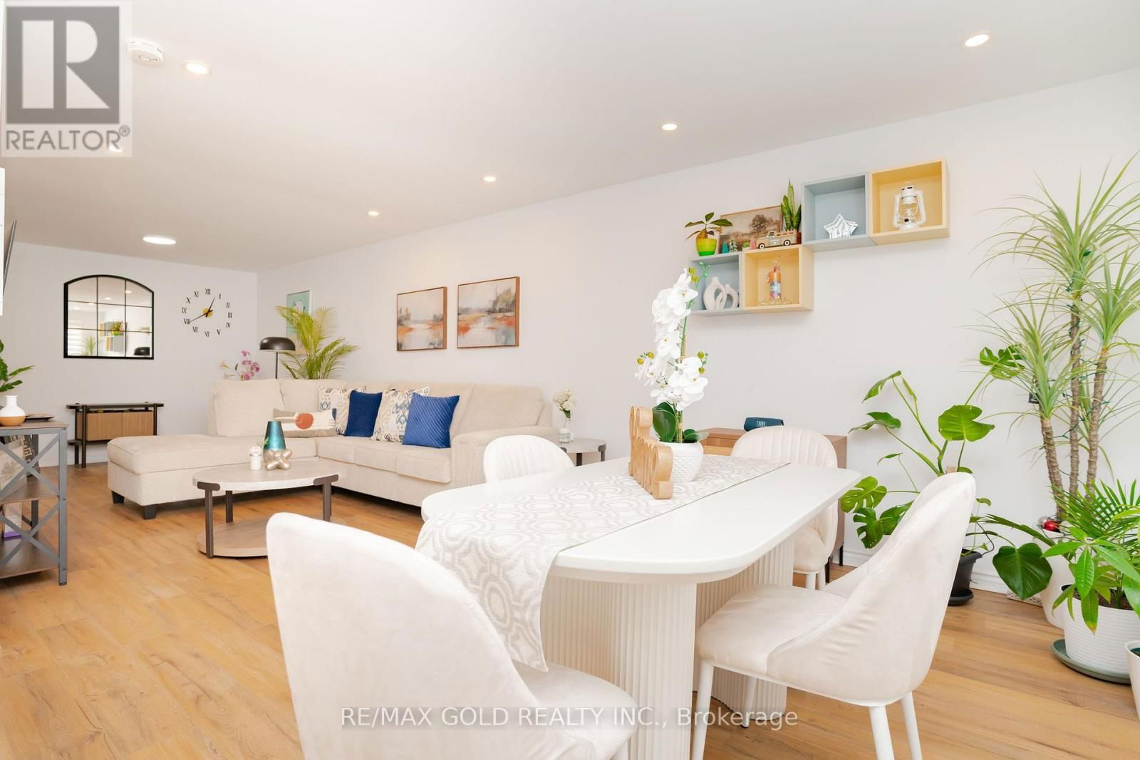 70 WILTON DRIVE Image 13