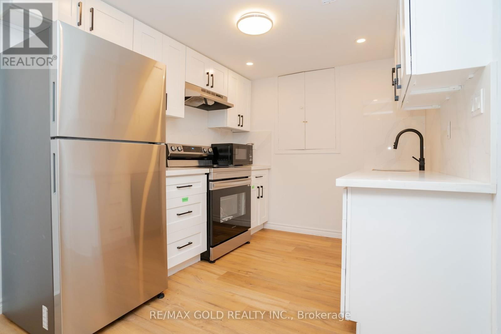 70 WILTON DRIVE Image 36