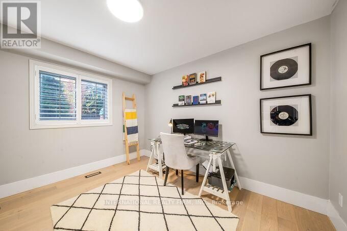 52 DONAGHEDY DRIVE Image 24