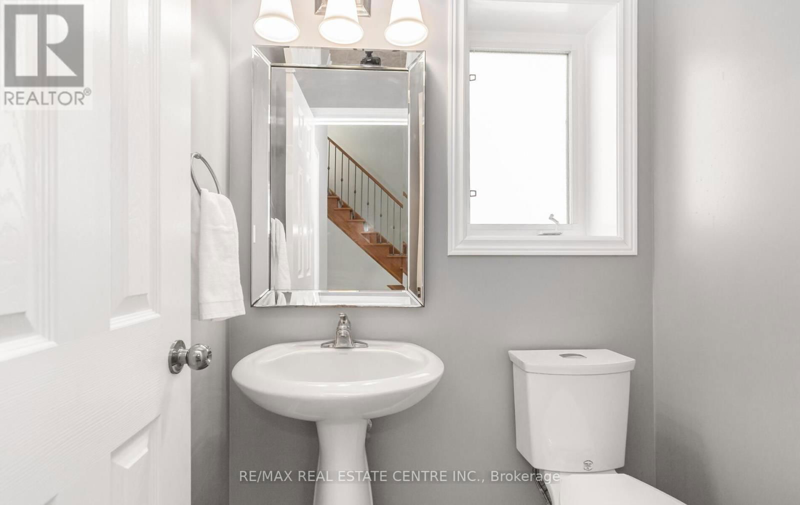 5 SERENITY STREET Image 17