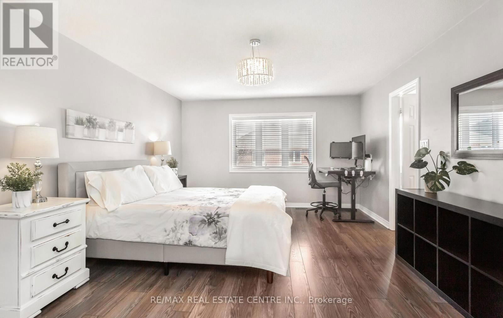 5 SERENITY STREET Image 21