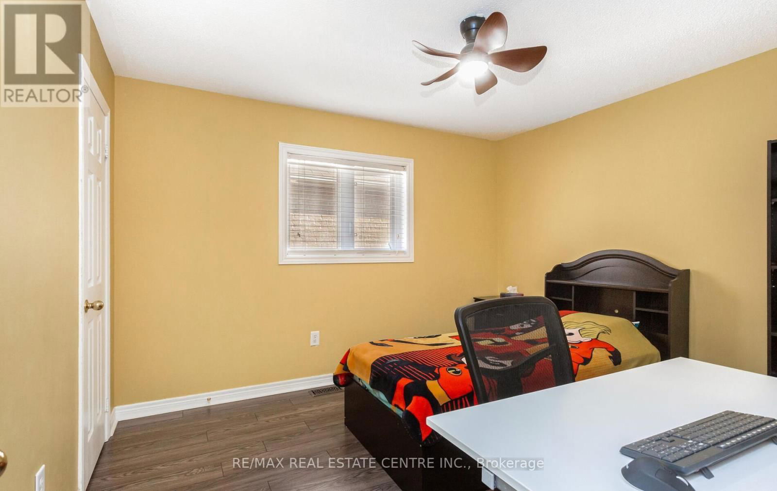 5 SERENITY STREET Image 27