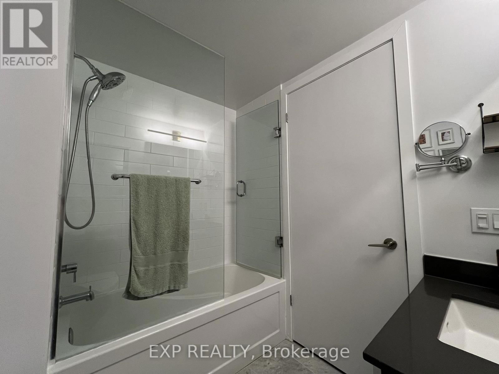 3007 - 2212 LAKE SHORE BOULEVARD WEST Image 7