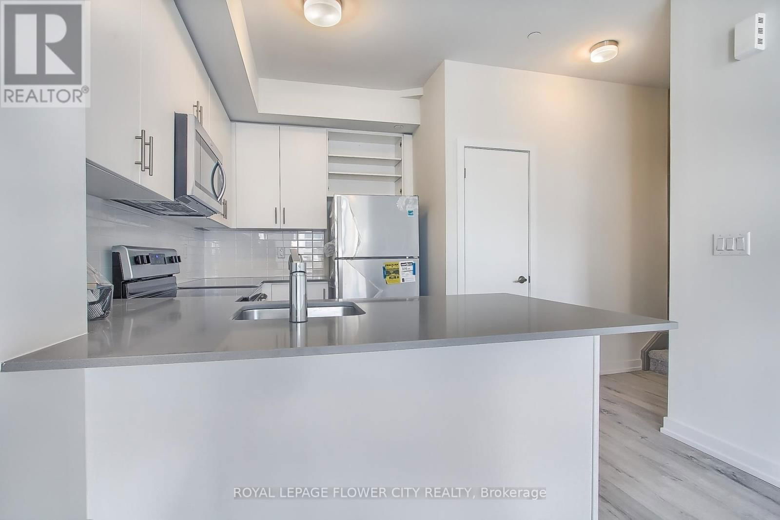 20 - 3550 COLONIAL DRIVE Image 14