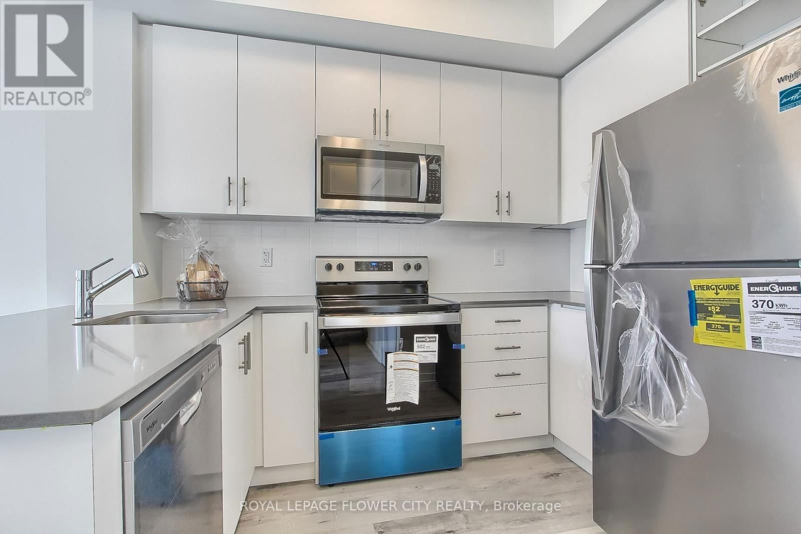 20 - 3550 COLONIAL DRIVE Image 16