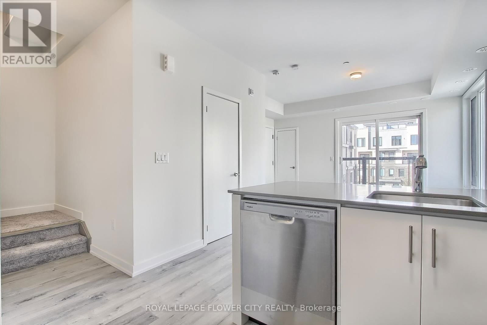 20 - 3550 COLONIAL DRIVE Image 17