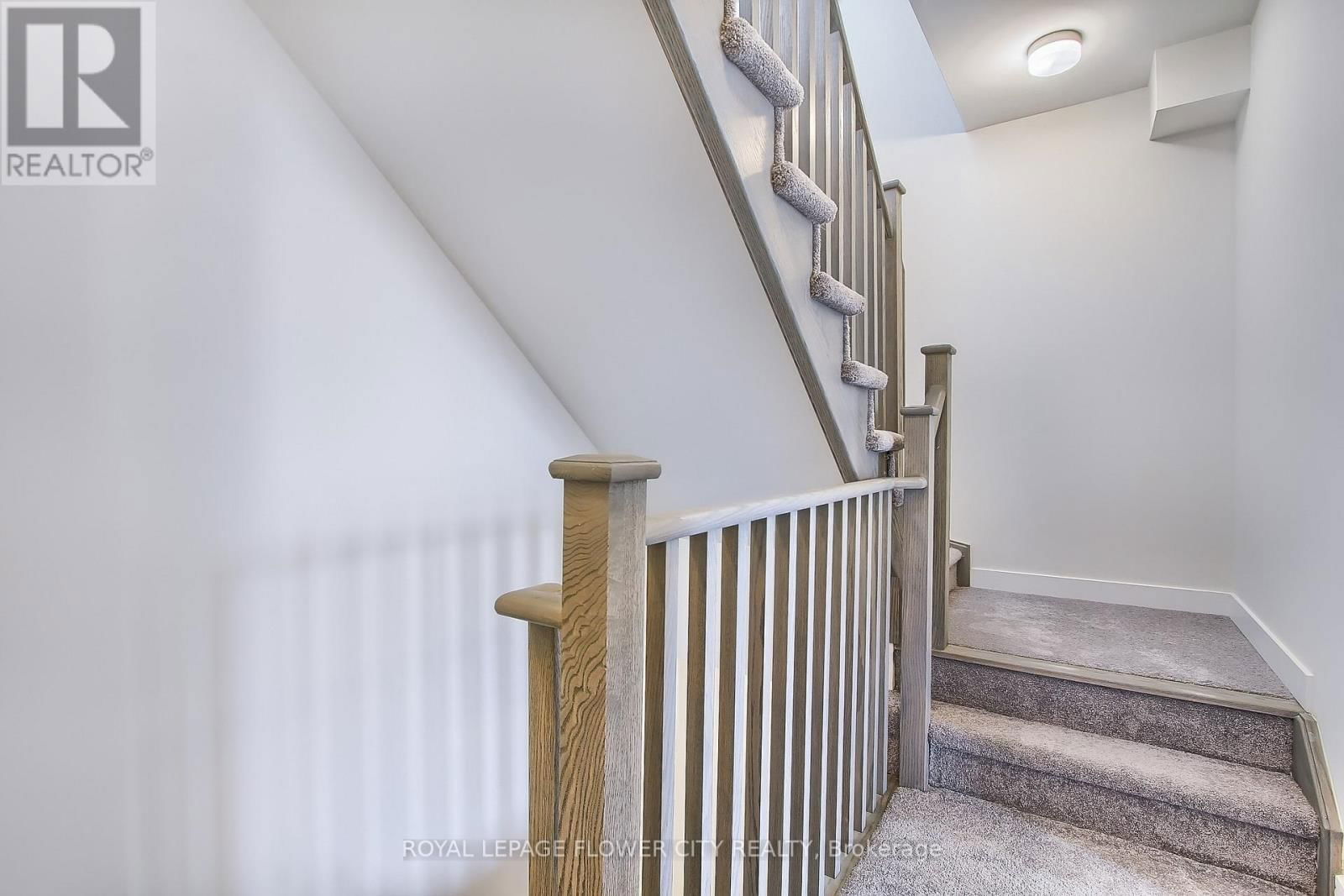 20 - 3550 COLONIAL DRIVE Image 19