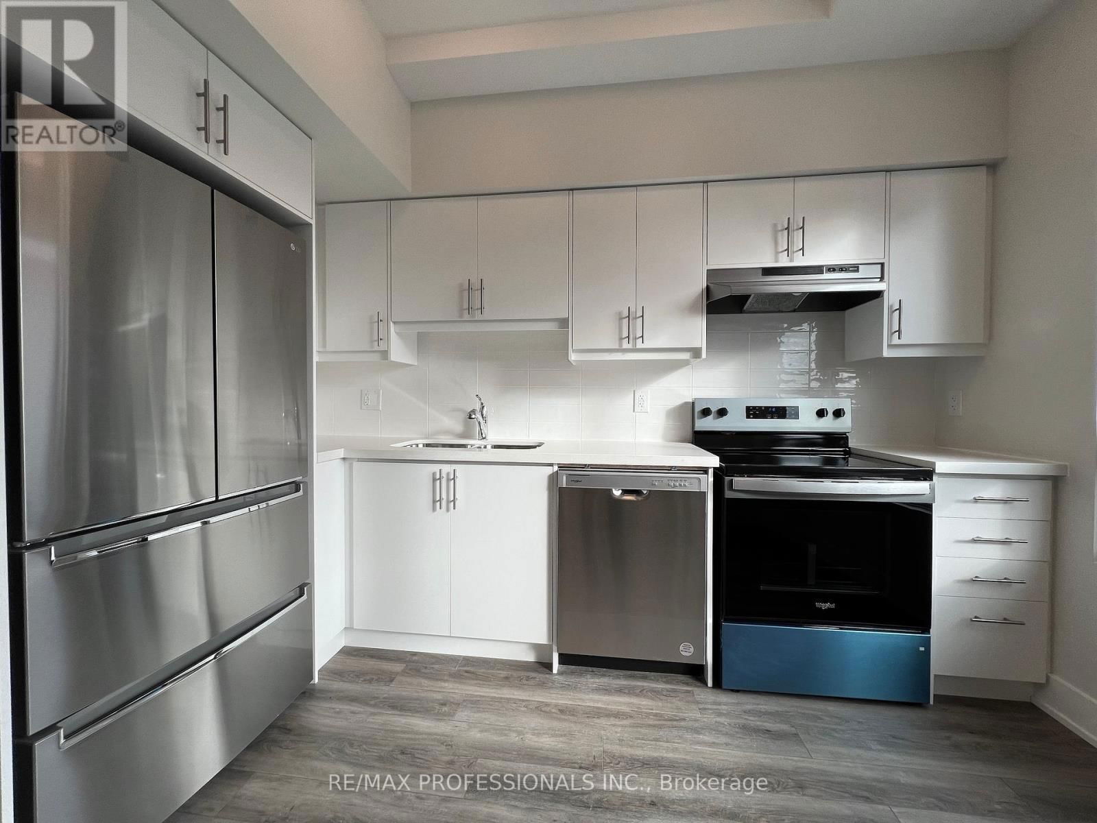 120 - 62 DIXFIELD DRIVE Image 10