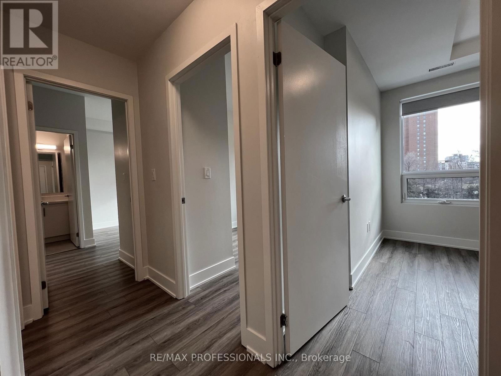 120 - 62 DIXFIELD DRIVE Image 18