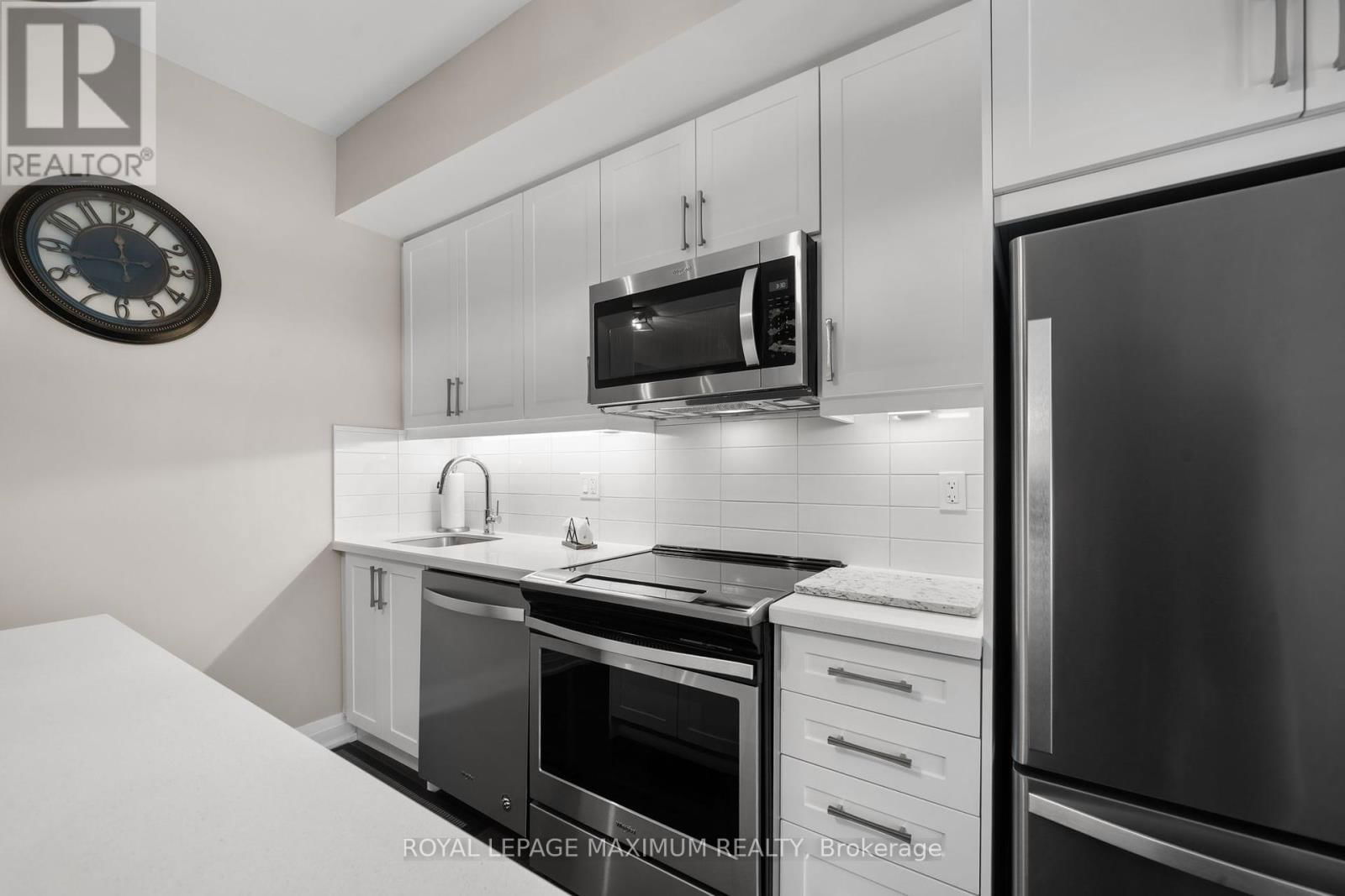 410 - 50 ANN STREET Image 14