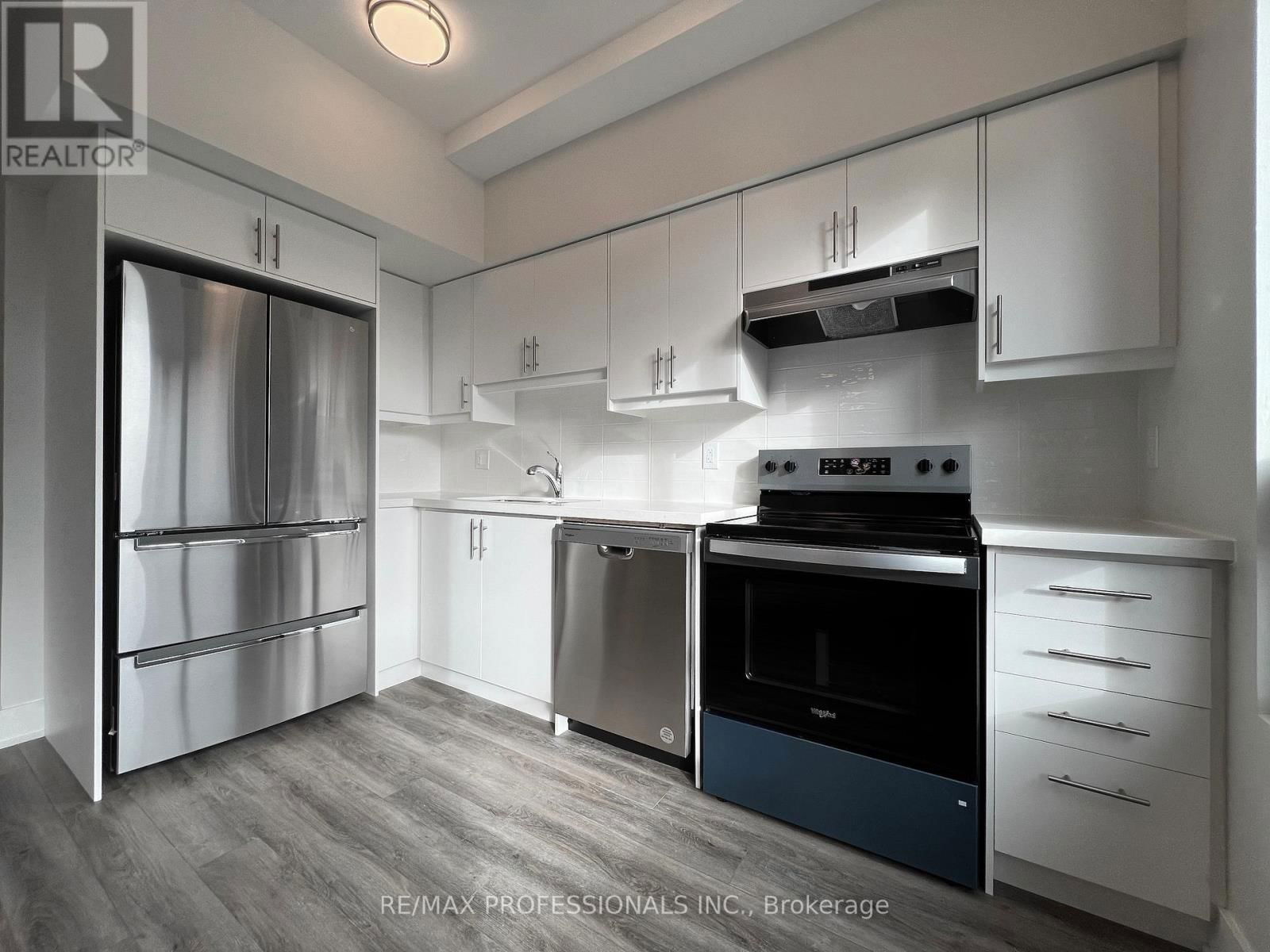123 - 62 DIXFIELD DRIVE Image 10