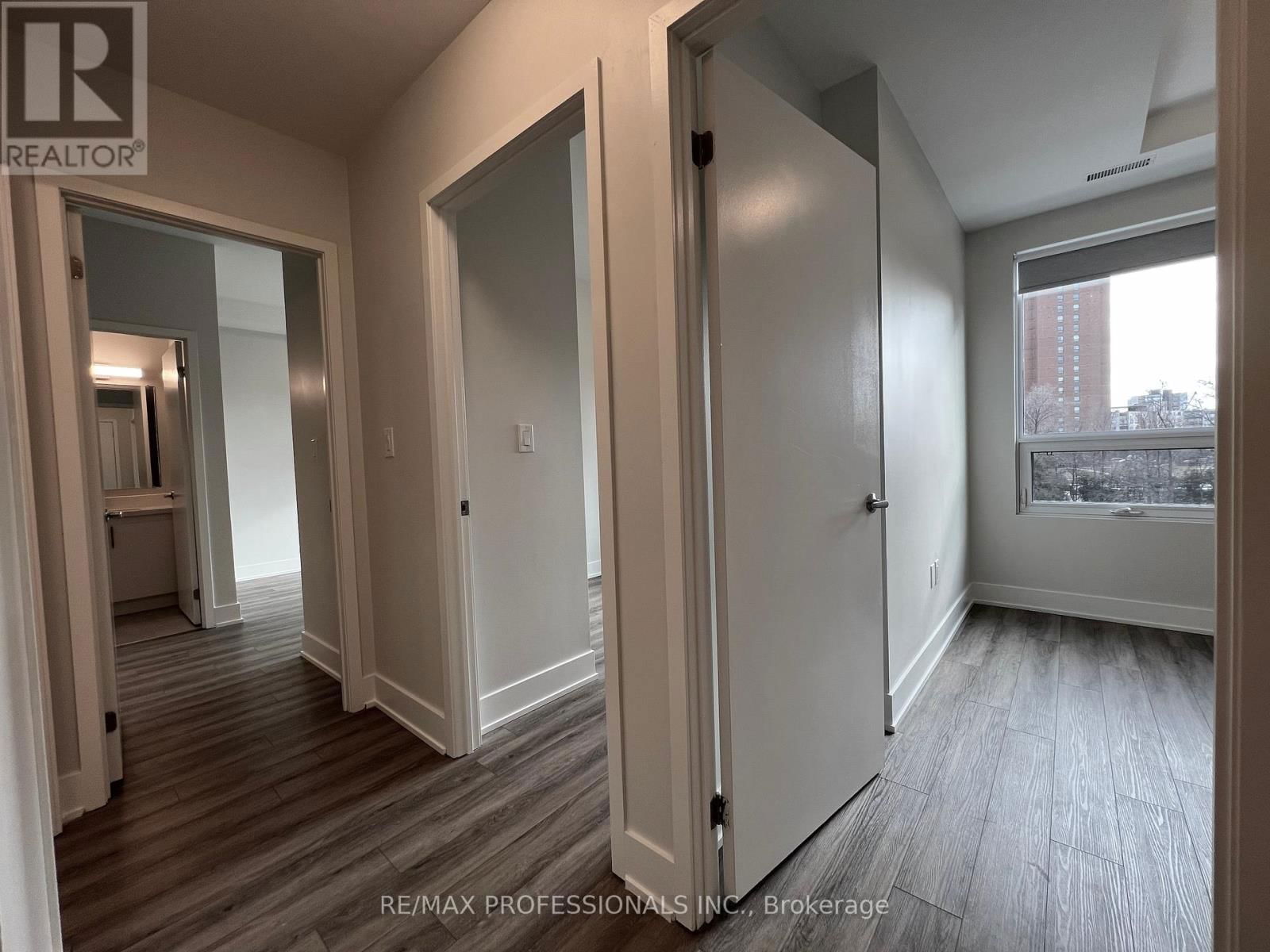 123 - 62 DIXFIELD DRIVE Image 19