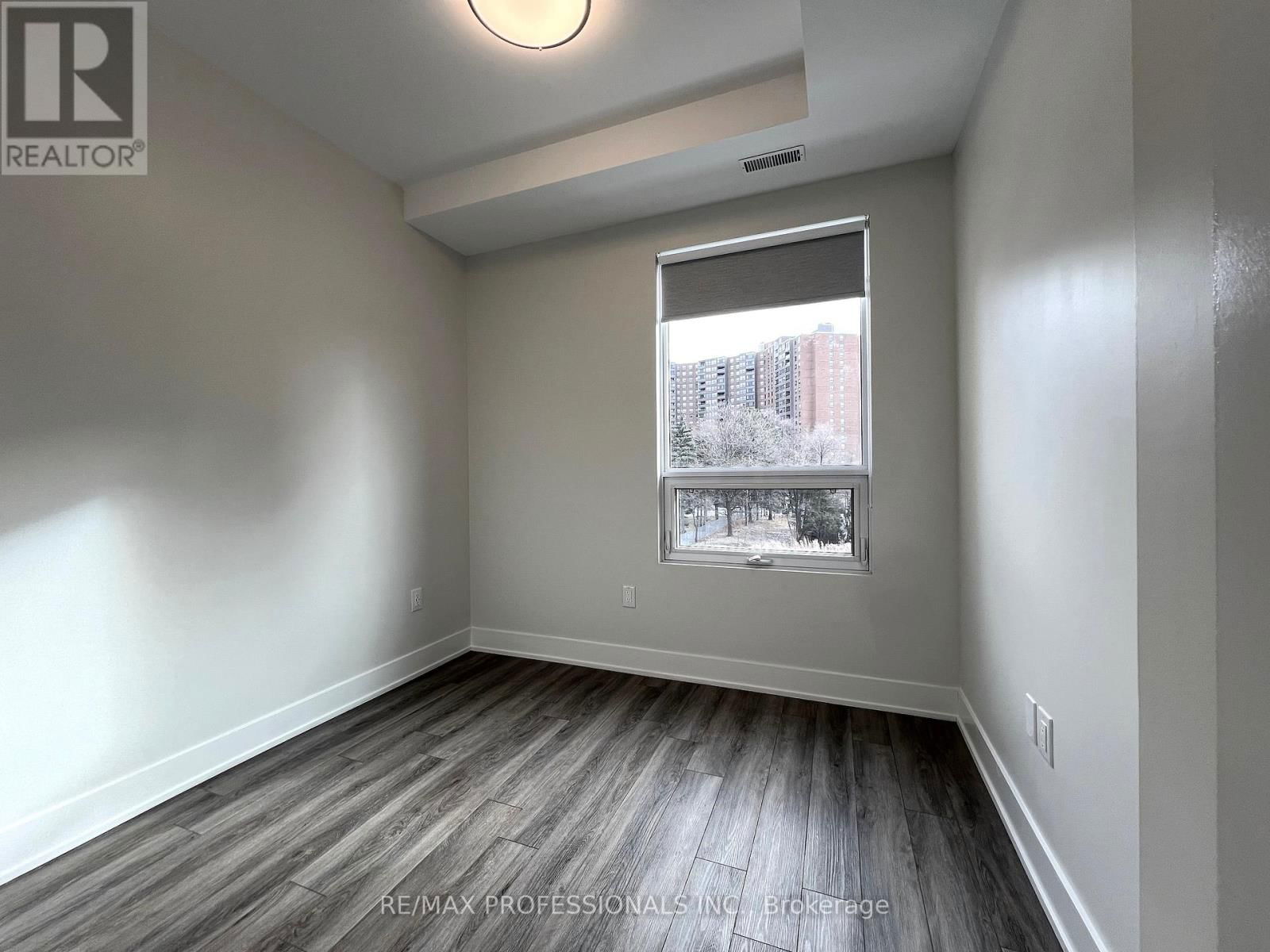 141 - 62 DIXFIELD DRIVE Image 21