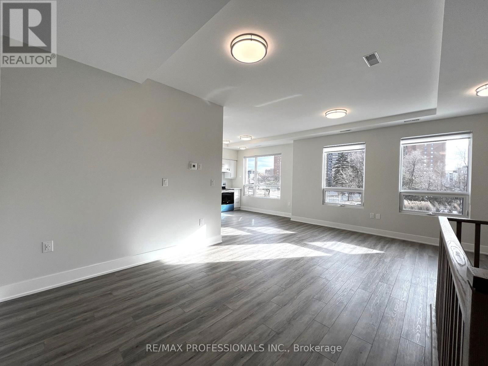 141 - 62 DIXFIELD DRIVE Image 5