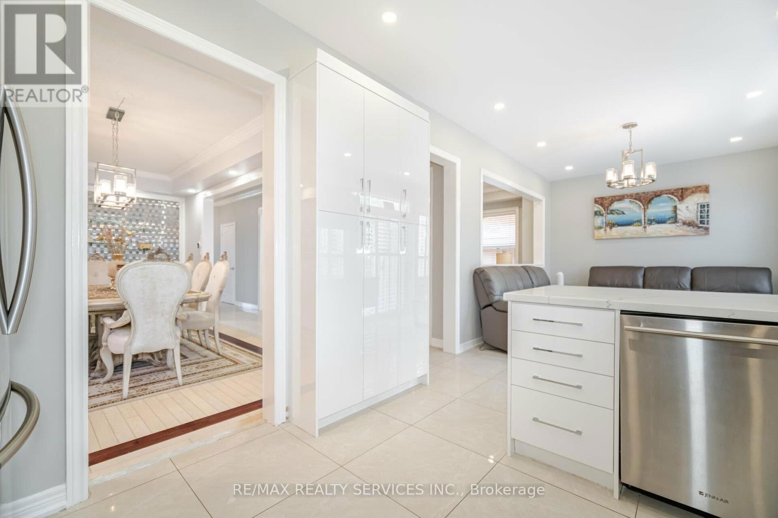 1317 WELLER CROSS Image 12