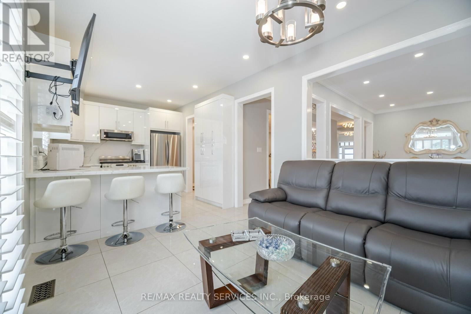 1317 WELLER CROSS Image 17