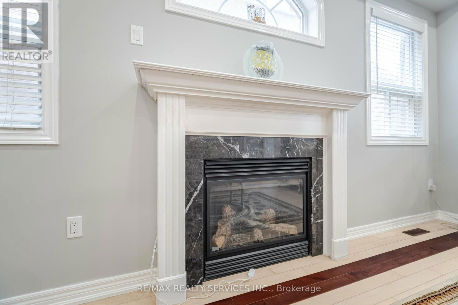 1317 WELLER CROSS Image 8