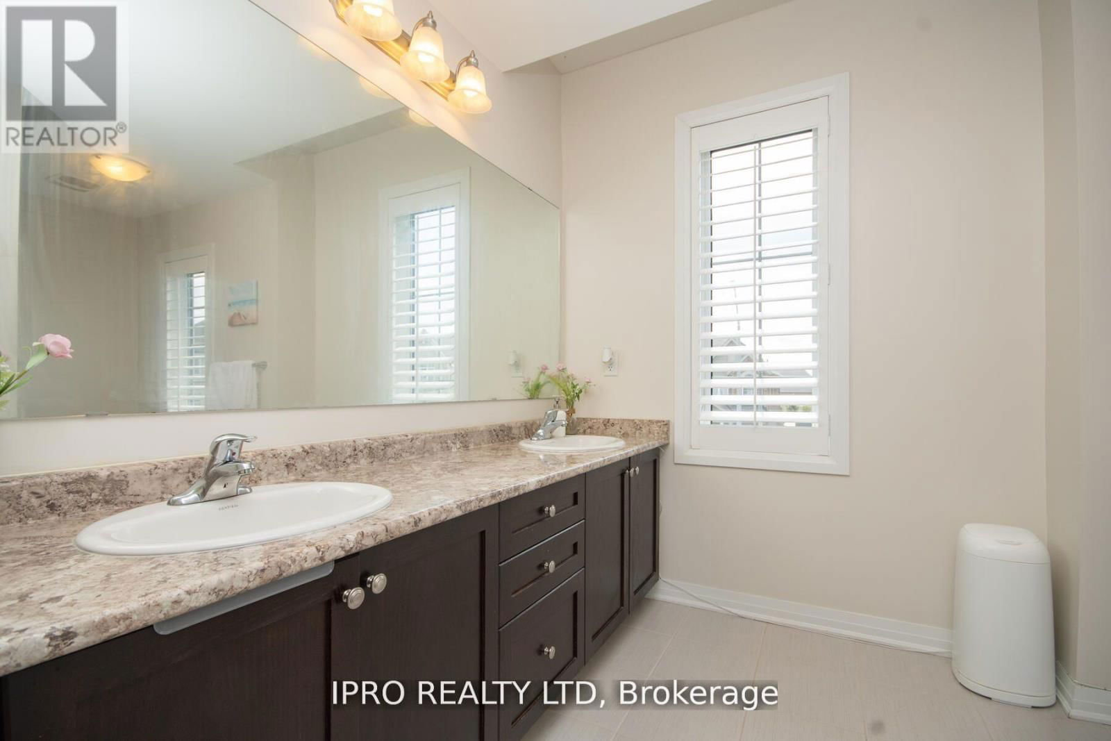 9 PORTER DRIVE Image 17