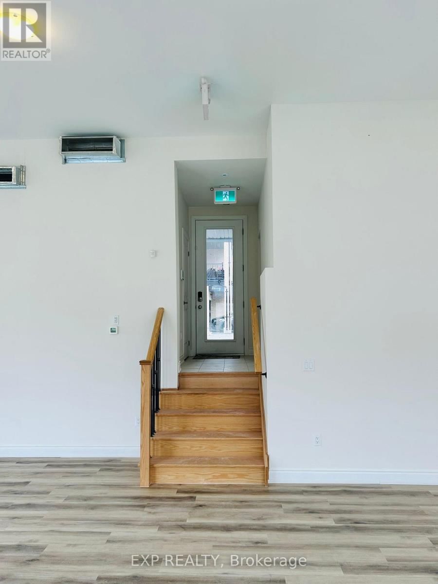 Unit 1 - 3 MARVIN AVENUE Image 12