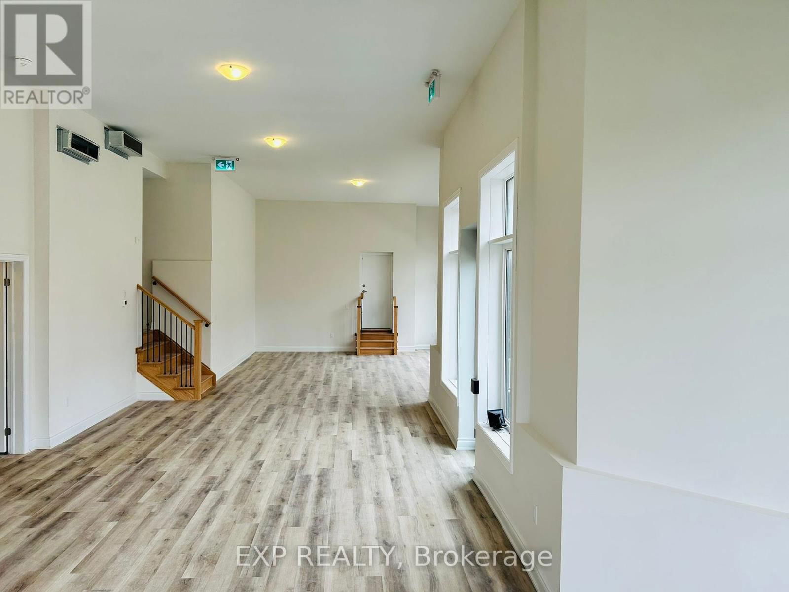 Unit 1 - 3 MARVIN AVENUE Image 13