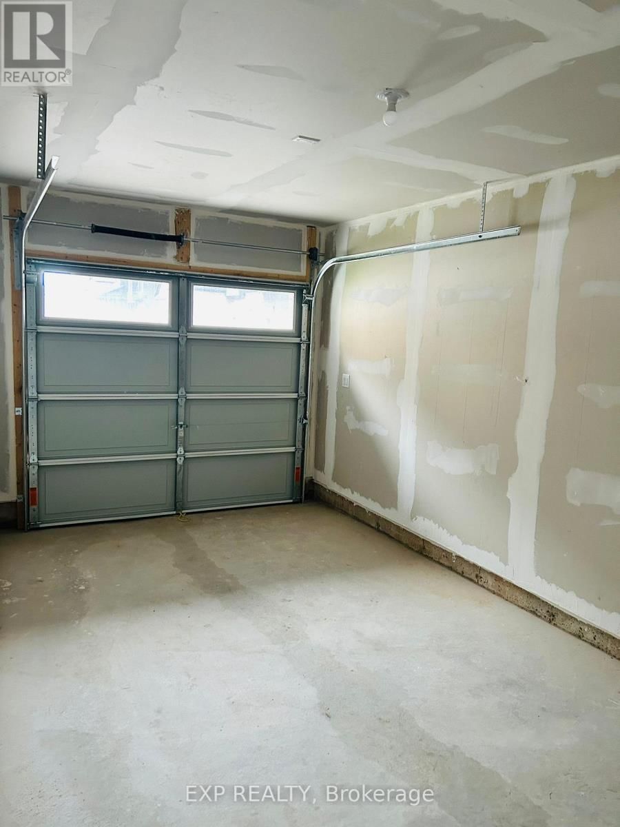 Unit 1 - 3 MARVIN AVENUE Image 17