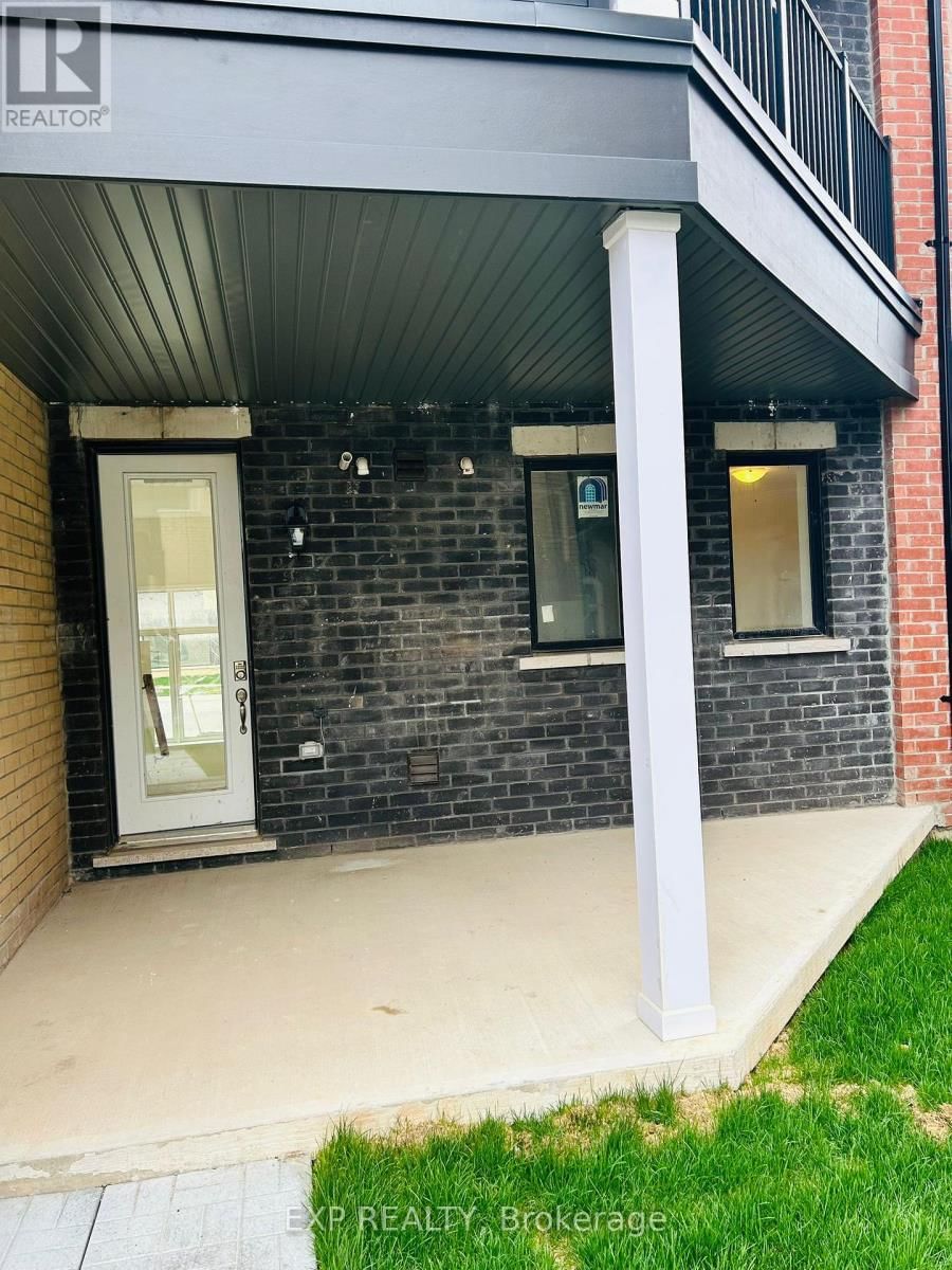 Unit 1 - 3 MARVIN AVENUE Image 4