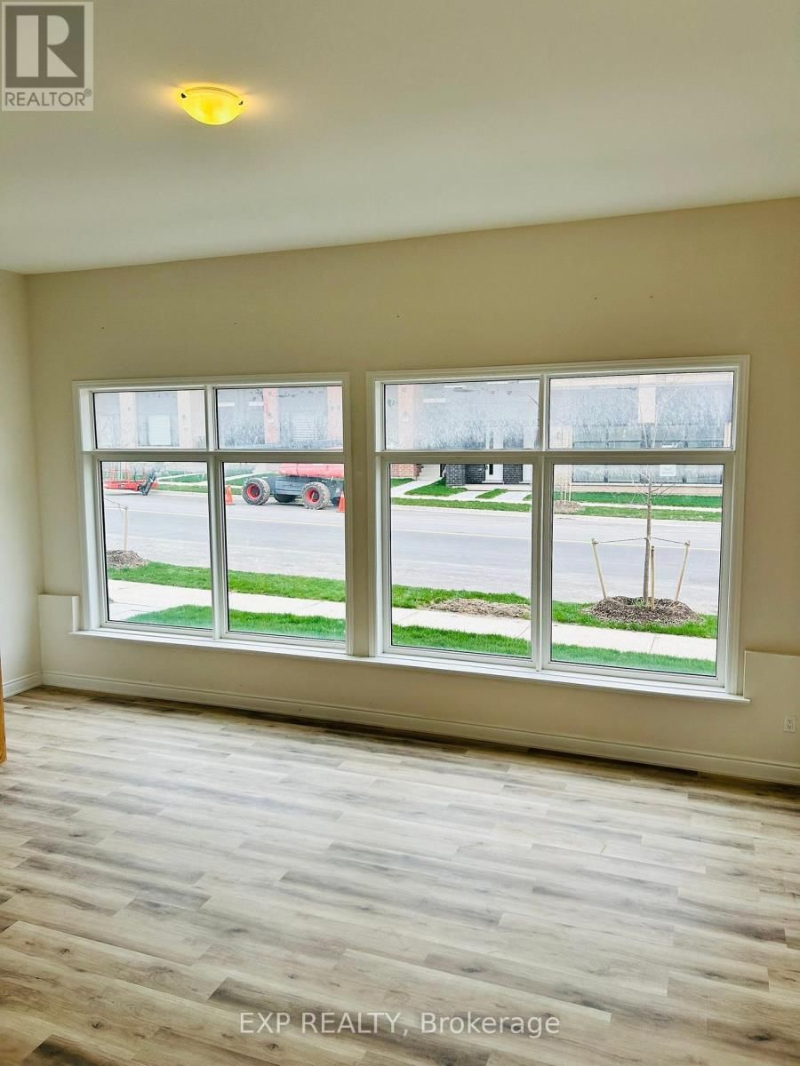 Unit 1 - 3 MARVIN AVENUE Image 9