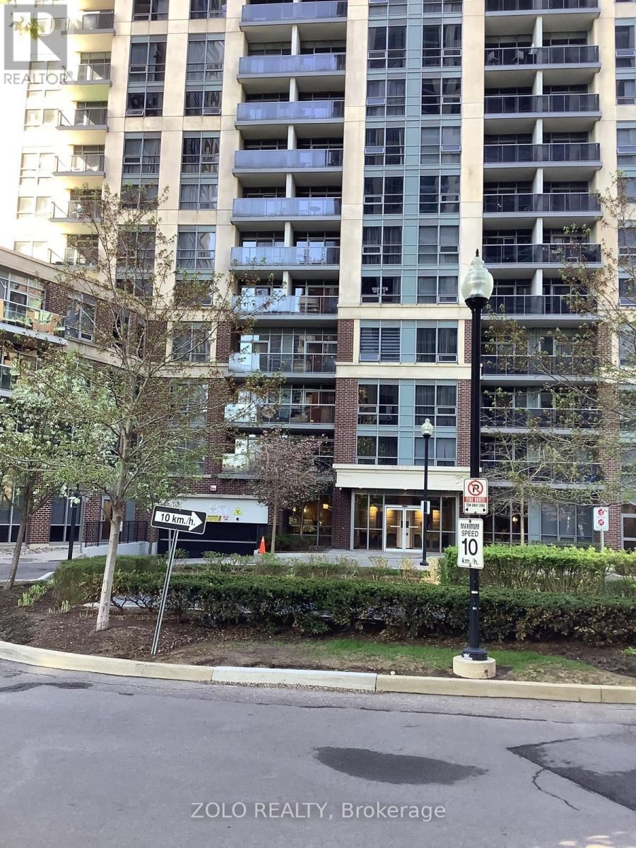 1801 - 1 MICHAEL POWER PLACE Image 2