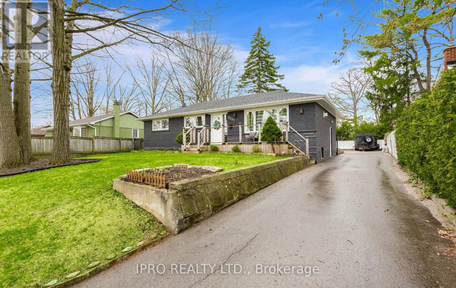 2251 SUNNYDALE DRIVE Image 3