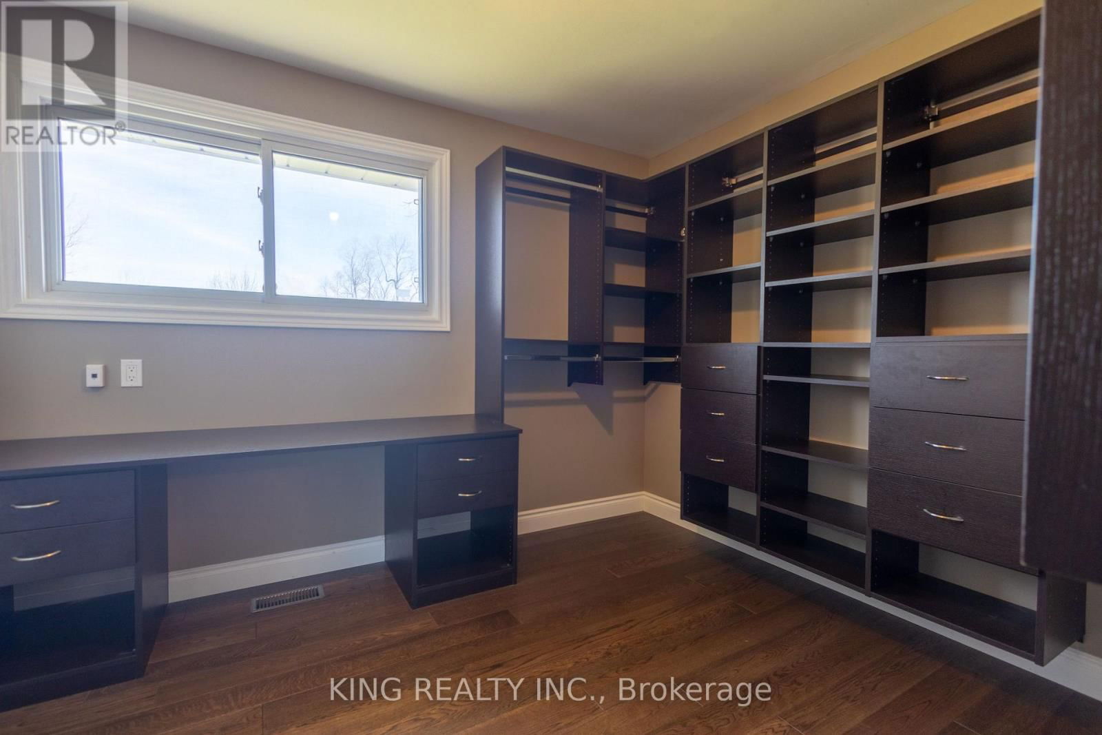 8387 GUELPH LINE Image 15