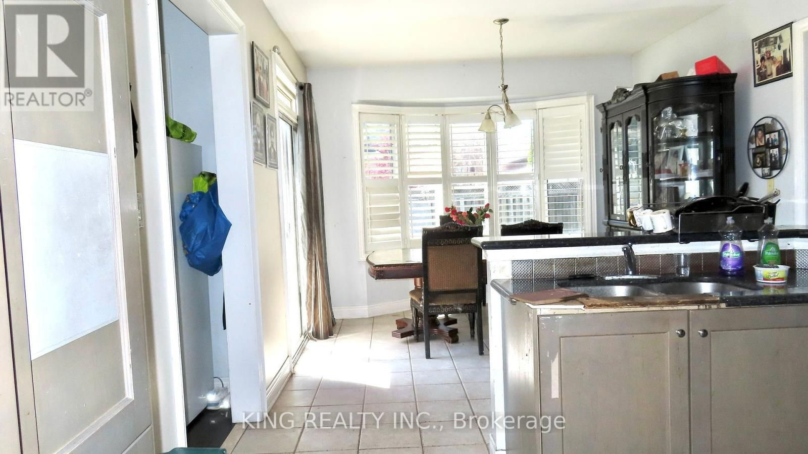 34 LYNNVALLEY CRESCENT Image 4